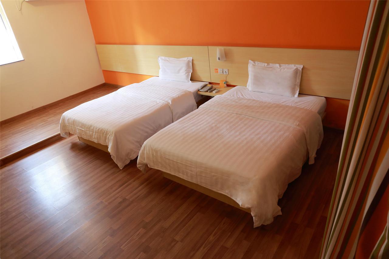 7Days Premium Guangzhou Tianhe Gangding Kuangcsou Szoba fotó